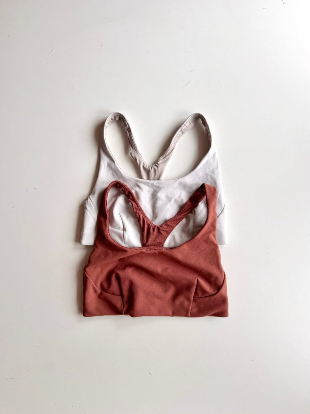 Lot of 2 LULULEMON Wunder Train C/D Cup Racerback Sports Bras, Size 6